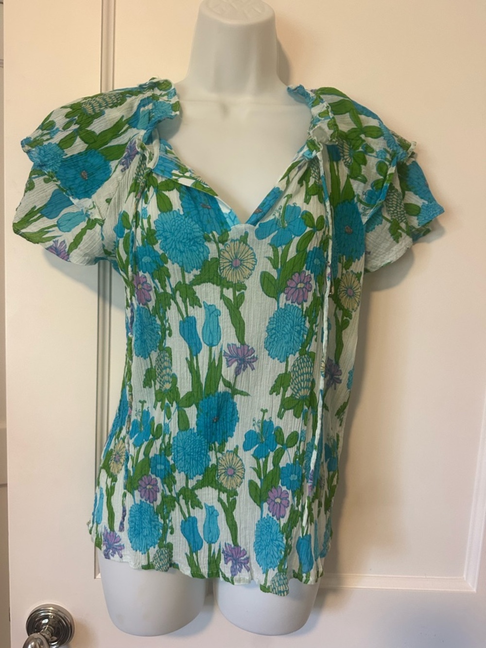 Floral V-Neck Ruffle Sleeve Blouse - Blue & Green